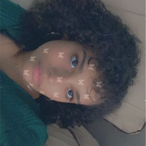 Meet your Posher, Paris